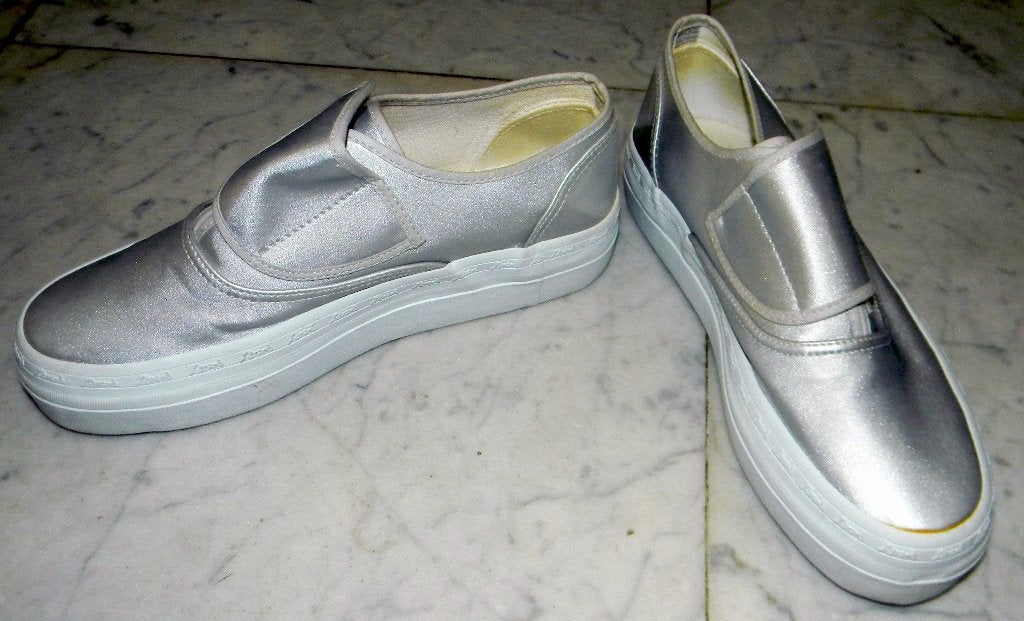 Zilveren sneakers 38, Kleding | Dames, Ophalen of Verzenden, Nieuw, Sneakers