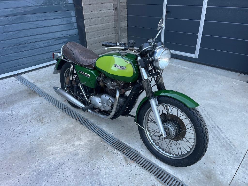Triumph T140 Bonneville, 750 cc, 2 cilinders, Occasion, Handgeschakeld