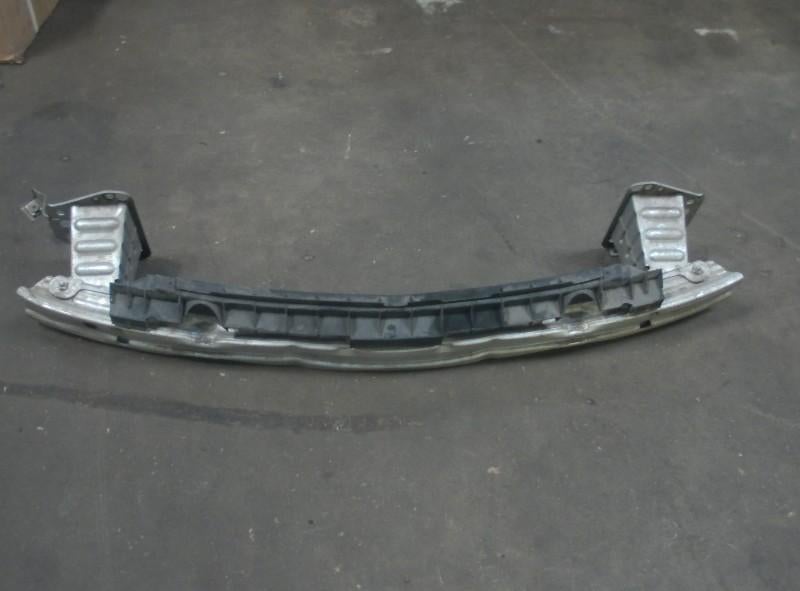 BUMPERBALK VOOR Opel Vectra C Caravan (01-2003/01-2009), Gebruikt, Opel, Opel Automobile GmbH, Kontakt-opel@opel.com