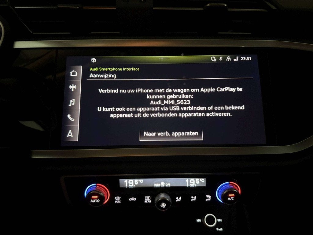 Audi Q3 45TFSIe 245PK * SPORT * LEDER * LED VERLICHTING * CA, 245 pk, Gebruikt, 4 cilinders, Blauw