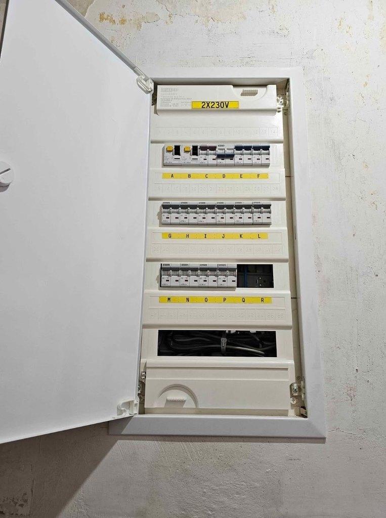 #électricien voor 0494233901, Vacatures, Vacatures | Immo en Vastgoed, Starter