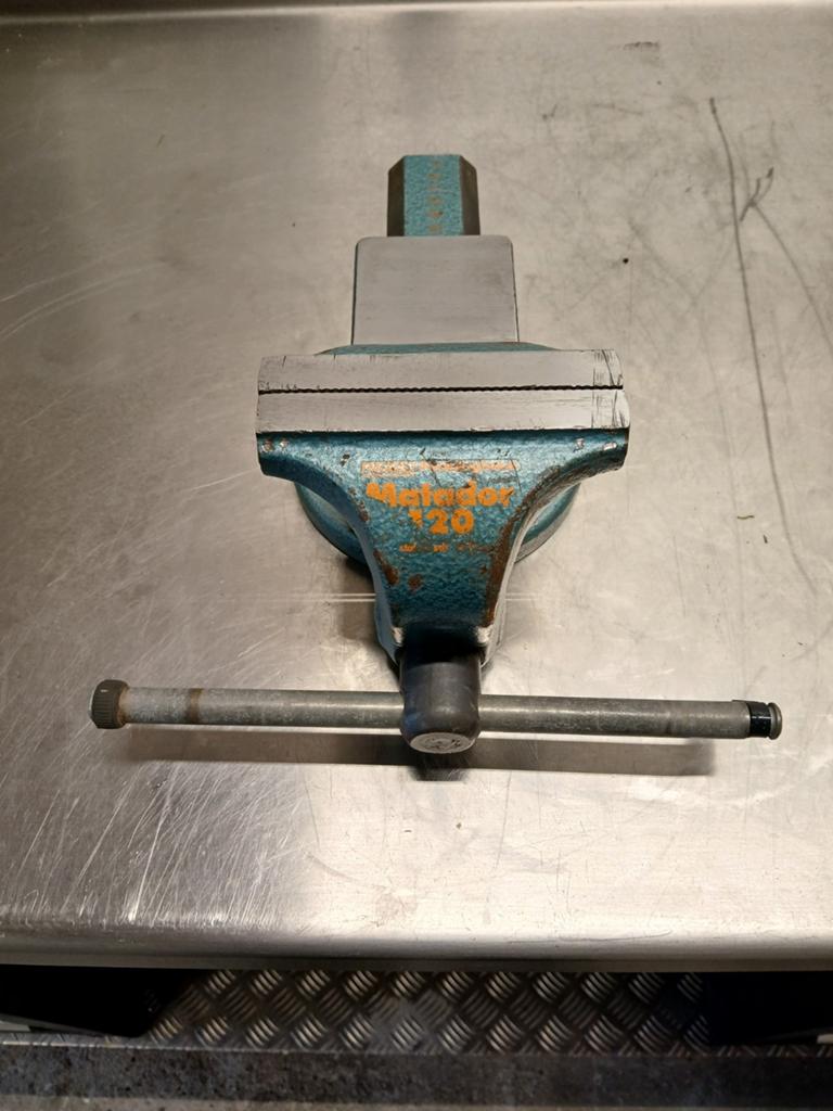 Bankvijs ridgid matador, Ophalen