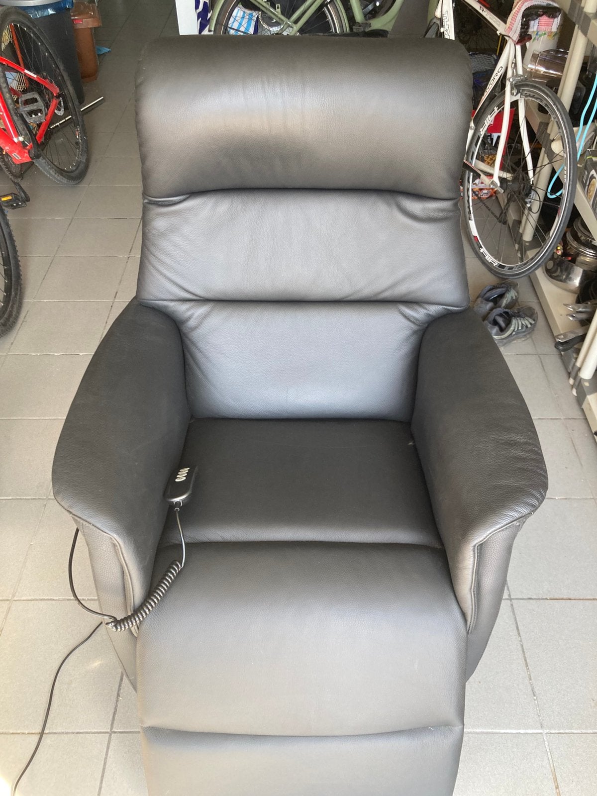 Fauteuil inclinable électrique, Enlèvement, Comme neuf