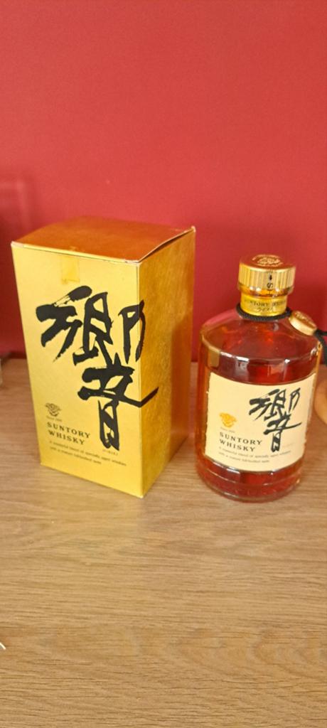 Whisky Hibiki, Verzamelen, Ophalen