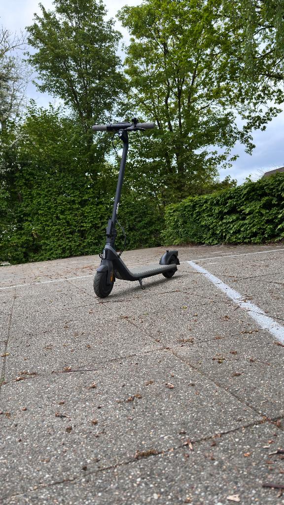 Ninebot e2, Ophalen, Zo goed als nieuw, Elektrische step (E-scooter), Segway ninebot