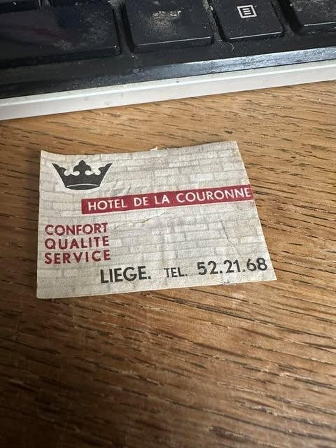 match label label hôtel la couronne Liège, Boîtes ou marques d'allumettes, Enlèvement ou Envoi, La couuronne, Utilisé
