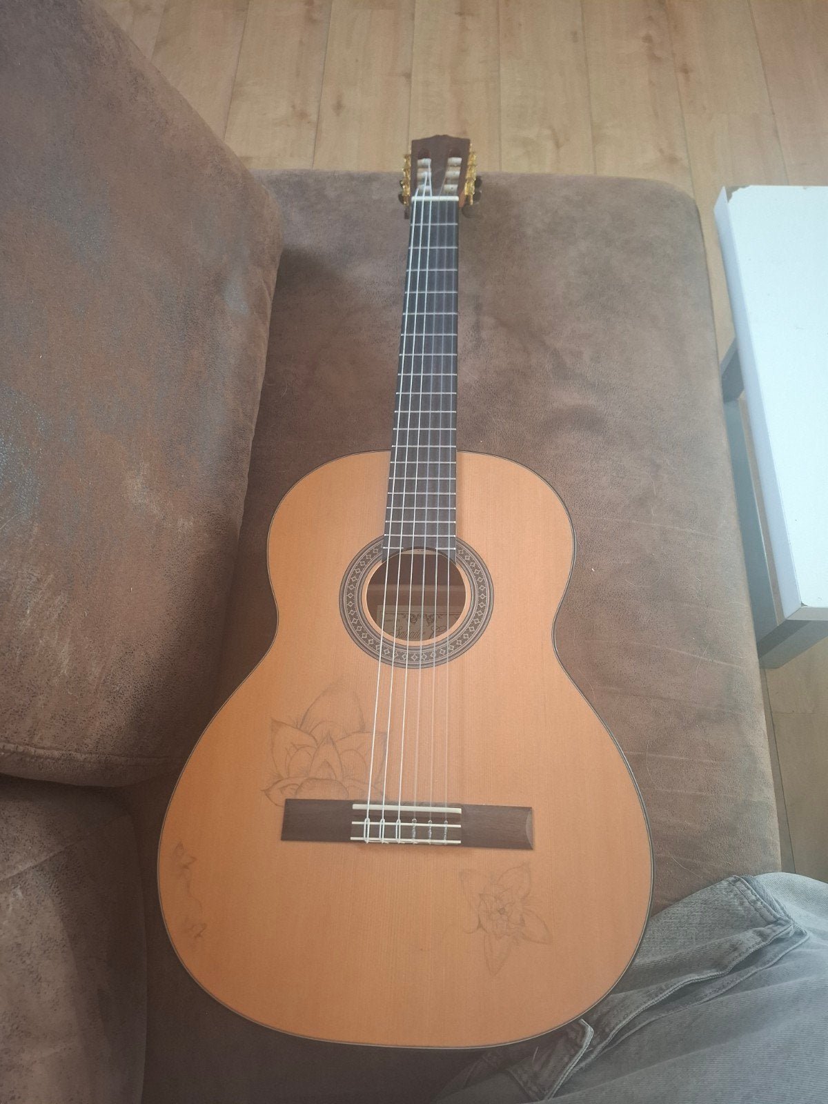 Spanish Guitar, Enlèvement, Comme neuf, Guitare classique ou espagnole, Avec valise