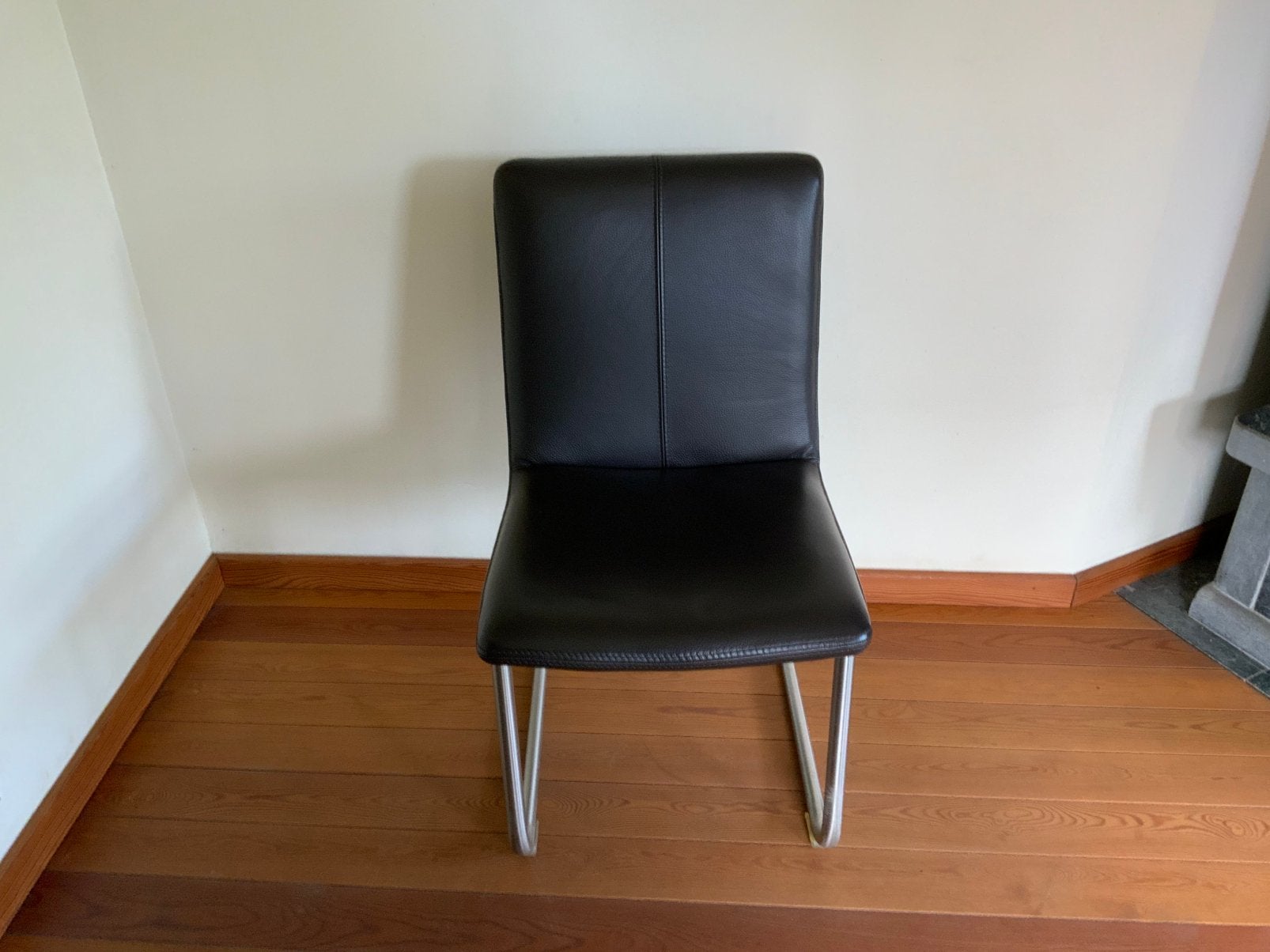 6 chaises de salle à manger, Design, Comme neuf, Brun, Enlèvement