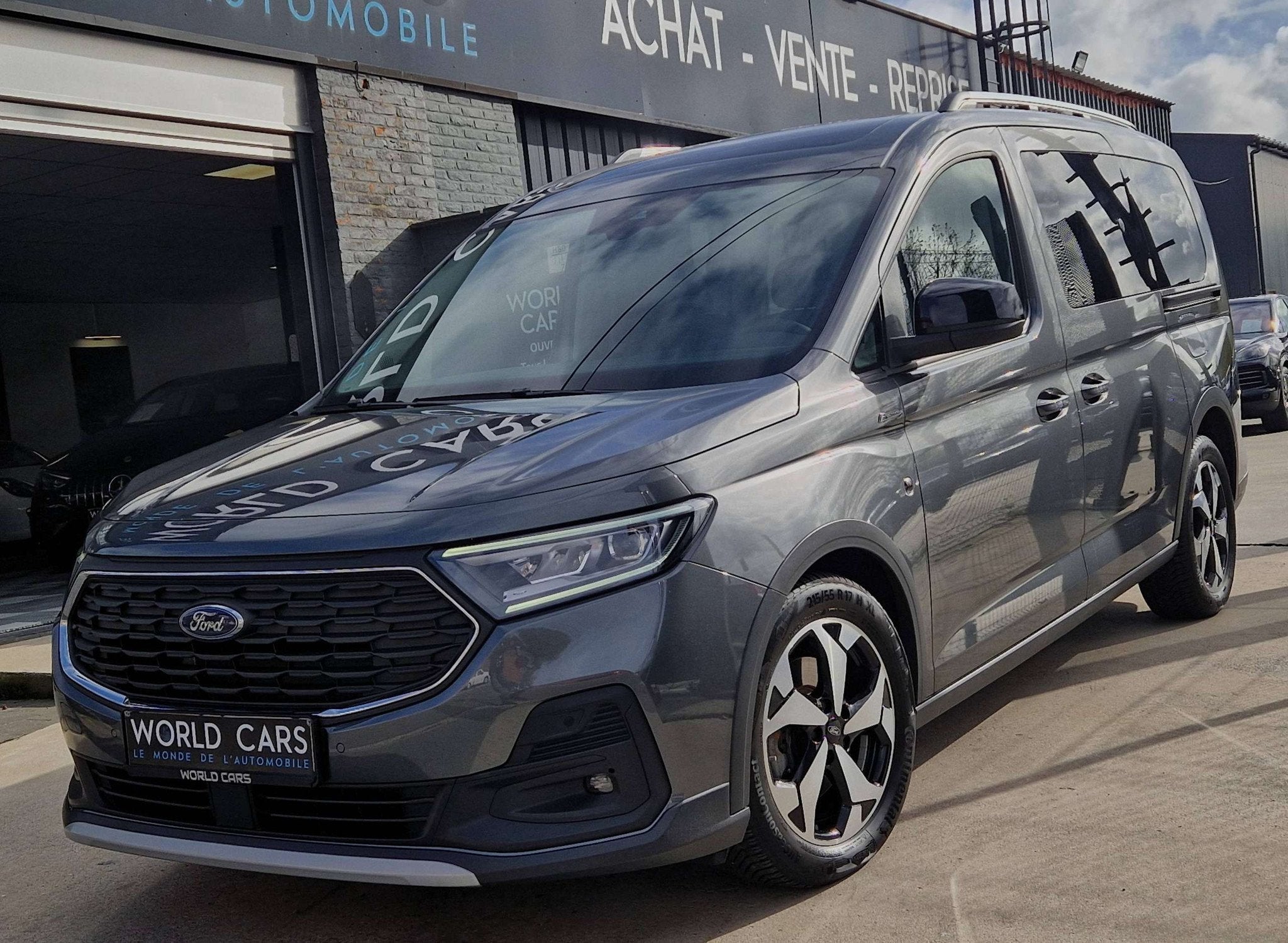 Ford Tourneo Connect 2.0 EcoBlue 7pl. - BOITE AUTO - GARANTI, Auto's, 122 pk, 4 cilinders, 7 zetels, Bedrijf