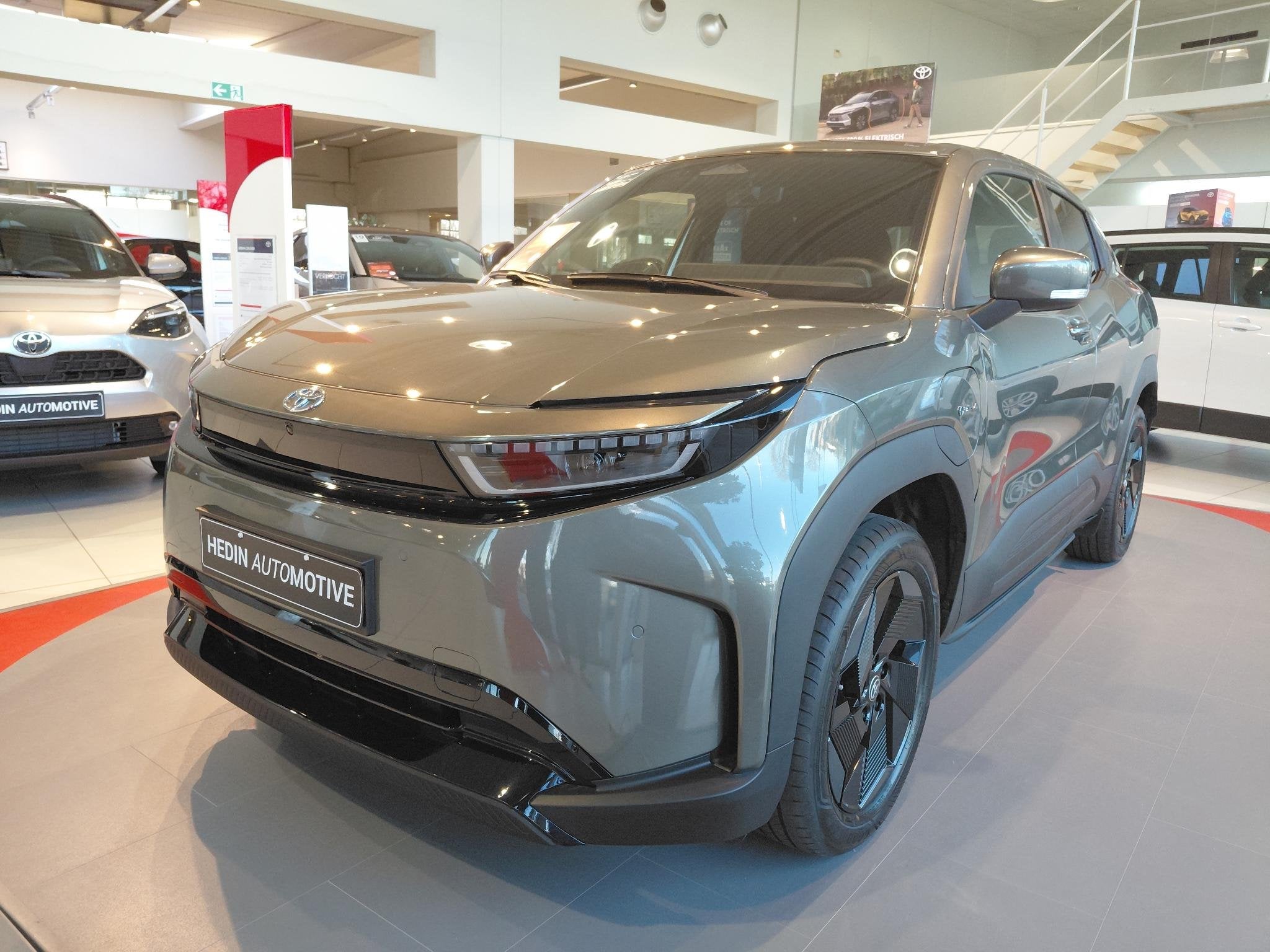 Toyota Urban Cruiser 61 kWh 2WD Executive (automatique), Neuf, Achat, 750 kg, Entreprise