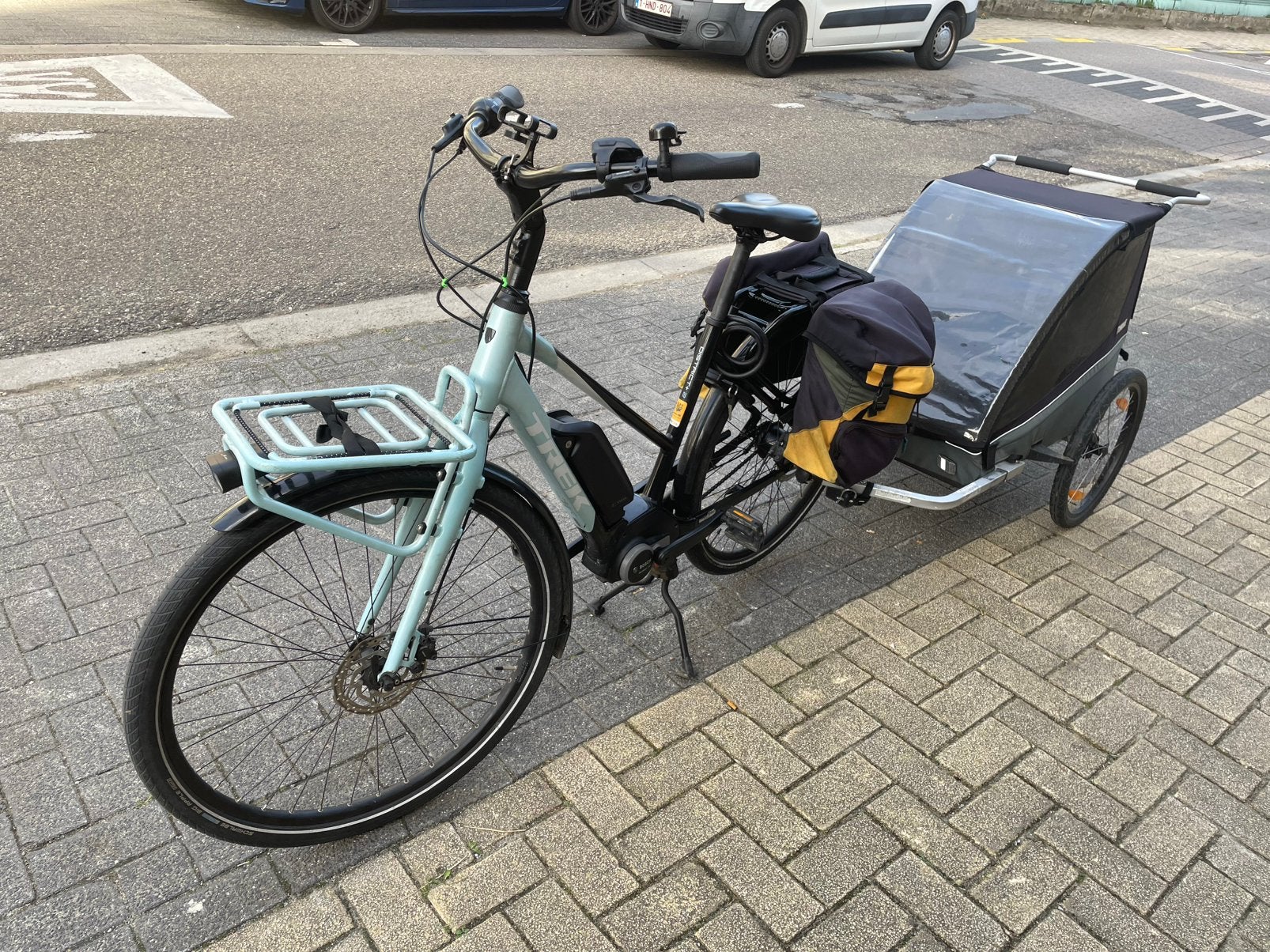 Electric fiets merk Trek met kar thule in perfect staat, Enlèvement, Comme neuf
