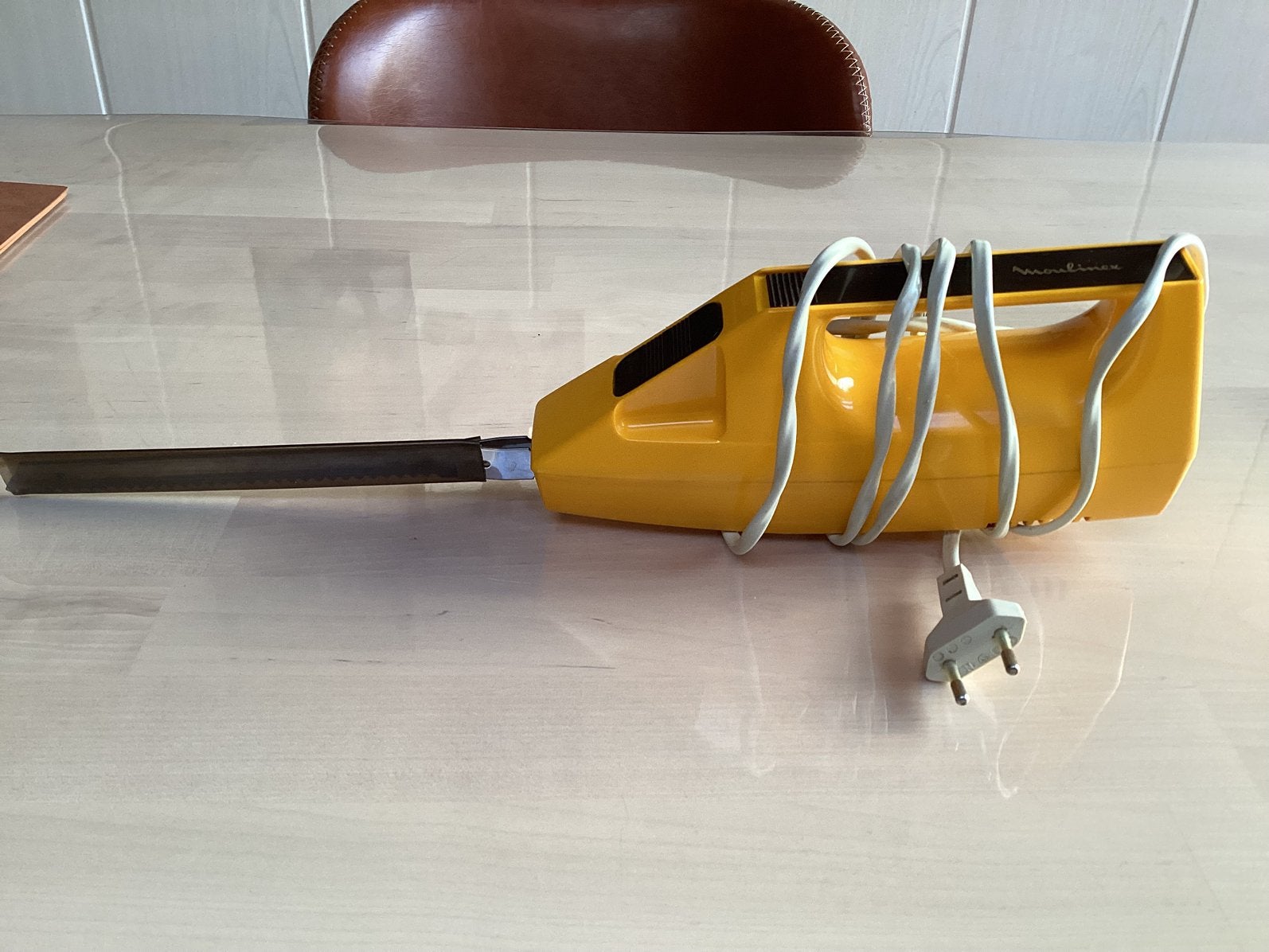 Vintage elektrisch snijmes Moulinex, Huis en Inrichting, Ophalen, Zo goed als nieuw