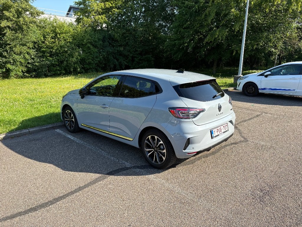 Renault Clio Hybrid 1.6i E-TECH Techno, Autos, Argent ou Gris, Achat, 5 portes, 5 places