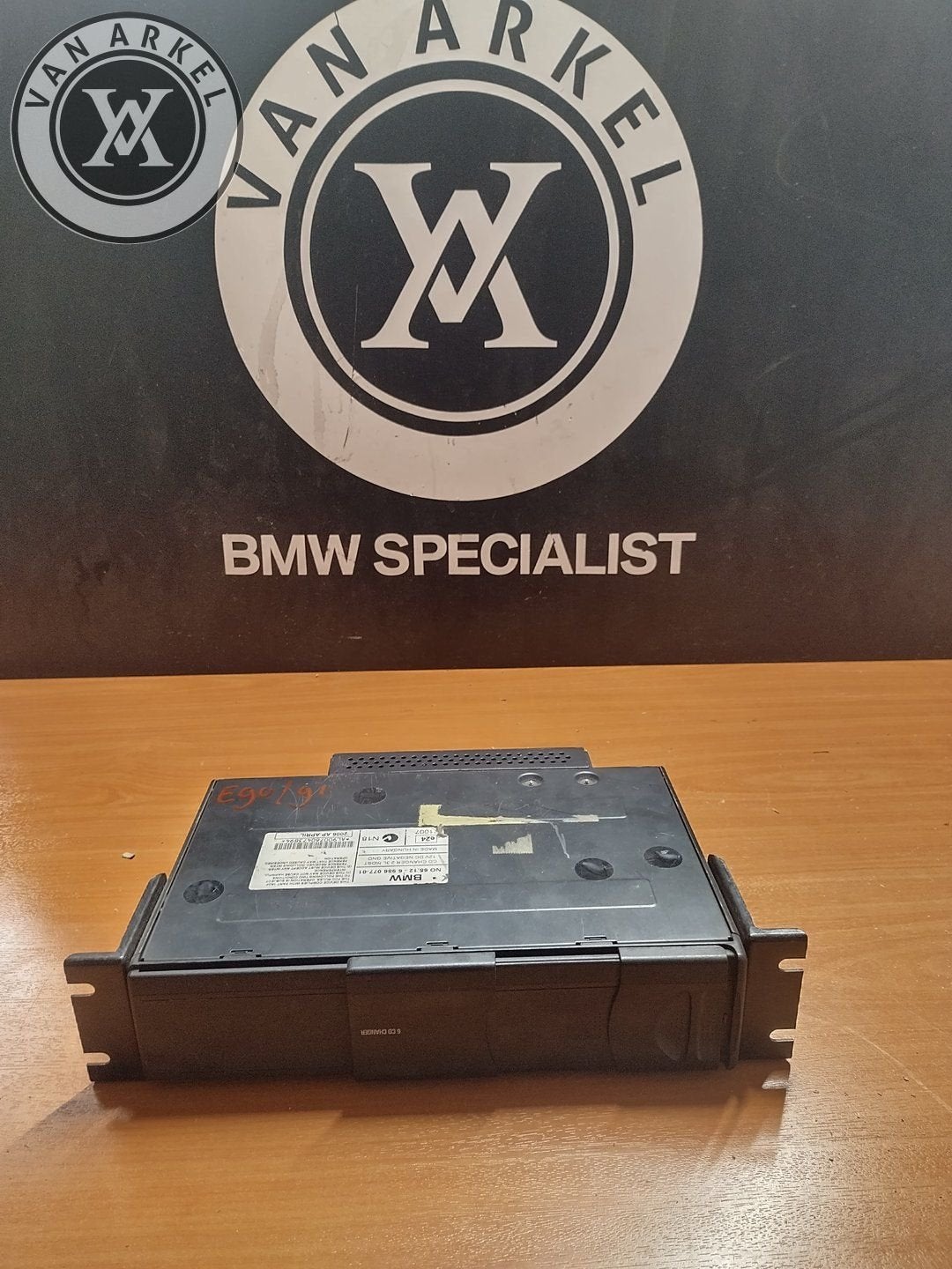 CD wisselaar E90/91 6986077, Autos : Divers, Autoradios, -, Utilisé, -, -