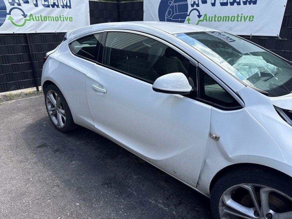 PORTIER RECHTS Opel Astra J GTC (PD2 / PF2) (|13394361|), Gebruikt, Deur, Rechts, Opel