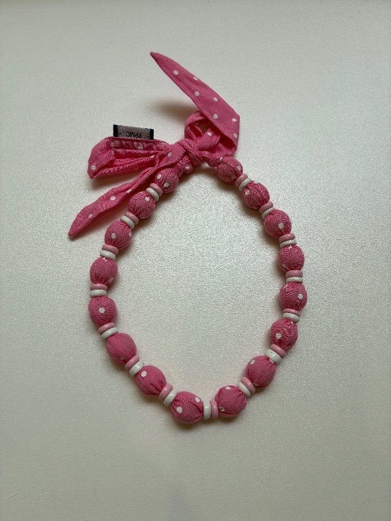 Papa pique et maman coud collier tissu  filles rose/gris, Kinderen en Baby's, Kindermode-accessoires, Ophalen, Gebruikt, Papa pique et maman coud