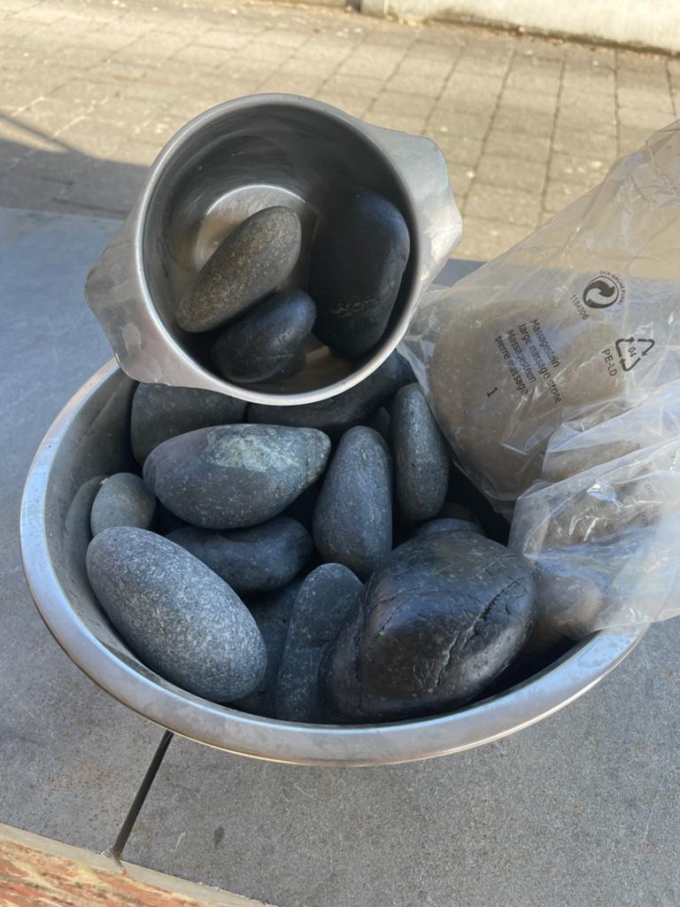 Stenen hotstone, Ophalen