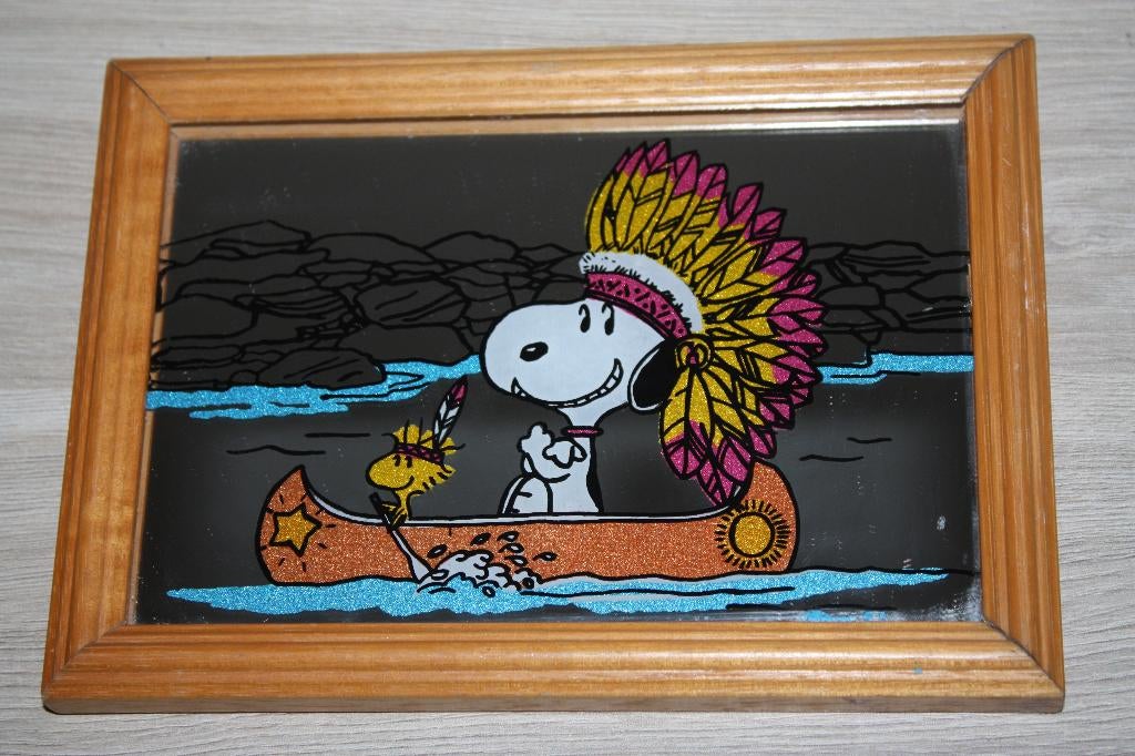 kleine Spiegel , Snoopy , zeer mooie staat , 16,5 x 12 cm, Verzamelen, Stripfiguren, Ophalen of Verzenden, Snoopy, Gebruikt, Overige typen