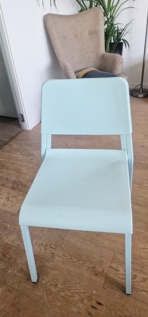 Chaise ikéa bleu ciel, Enfants & Bébés, Chambre d'enfant | Tables & Chaises, Enlèvement