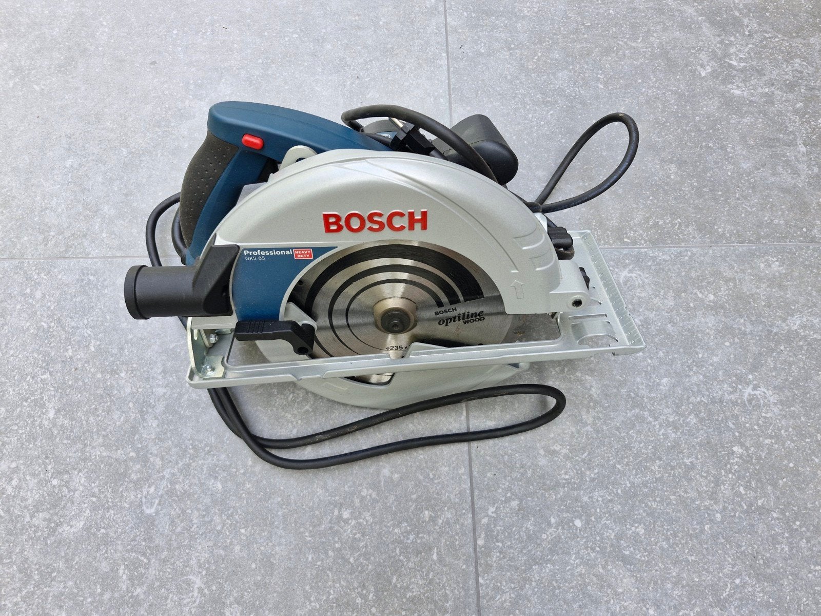 Scie circulaire Bosch Professionnelle, Bricolage & Construction, Outillage | Scies mécaniques, 1200 watts ou plus, Comme neuf