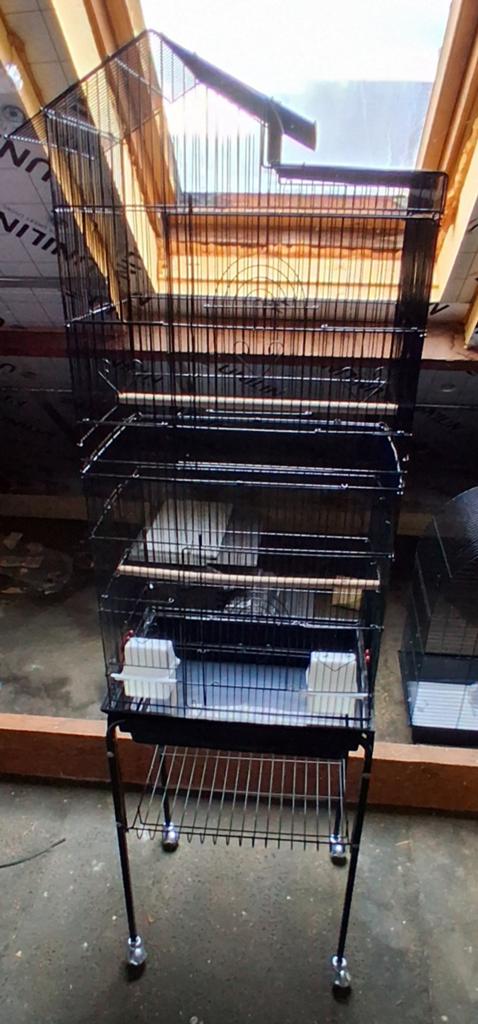 Vogelkooi op wieltjes, Dieren en Toebehoren, Ophalen, Gebruikt, Metaal, Vogelkooi