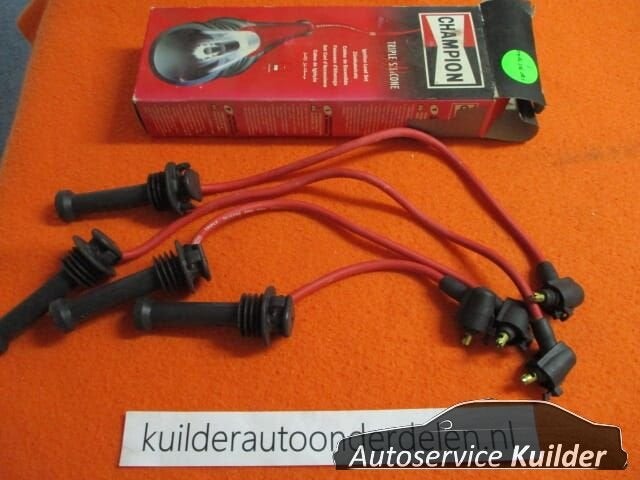 Bougiekabelset Ford Fiesta XR2i Mondeo I en II Escort XR3i C, Mazda, -, -, Nieuw