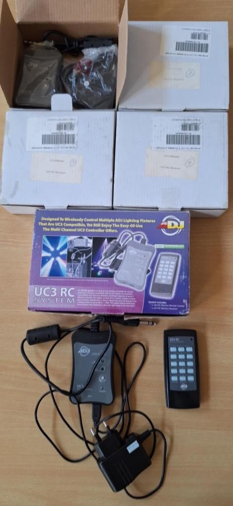 UC3 RC system (wireless transmitter & receiver controllers), Muziek en Instrumenten, Licht en Laser, Ophalen, Zo goed als nieuw