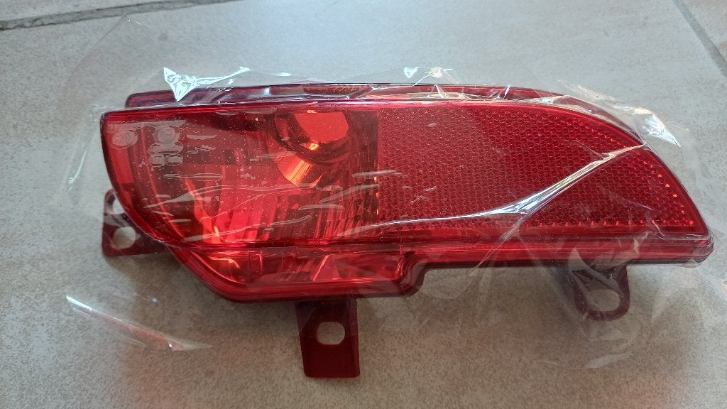 feu brouillard arrière  peugeot 206+, Autos : Pièces & Accessoires, Enlèvement ou Envoi, Neuf, Peugeot