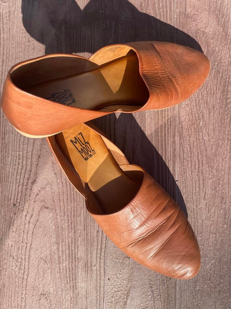 Lederen schoenen Miz Mooz maat 40 cognac, Kleding | Dames, Ophalen of Verzenden, Gedragen, Beige