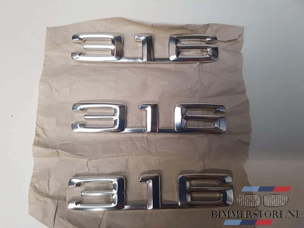 BMW E21 '316' embleem logo kofferklep 51141869970 5114183548, Autos : Pièces & Accessoires, Carrosserie & Tôlerie, BMW, Neuf, Enlèvement ou Envoi