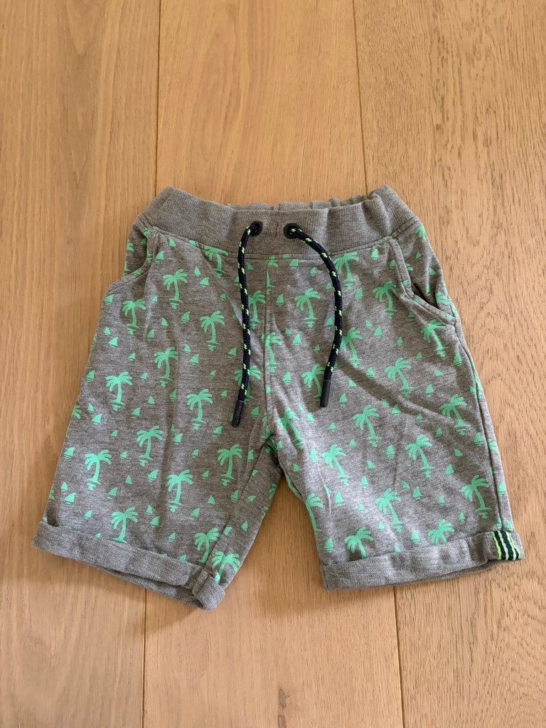 short Someone maat 116, Pantalon, Garçon, Enlèvement ou Envoi, Comme neuf