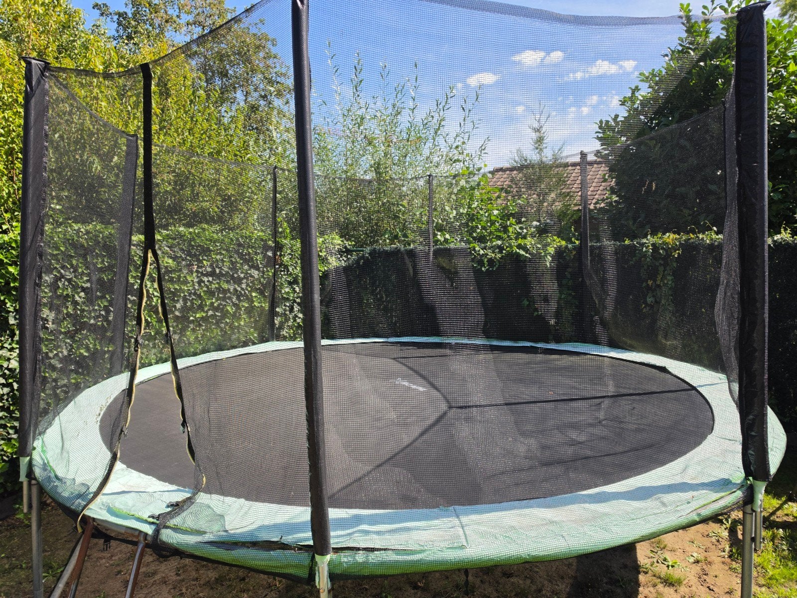 trampoline, Enlèvement, Utilisé