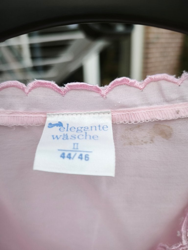 Nachtkleed Elegante Wasche Maat 44-46 licht roze met kant, Vêtements | Femmes, Elegante Wasche, Enlèvement, Comme neuf, Taille 42/44 (L)