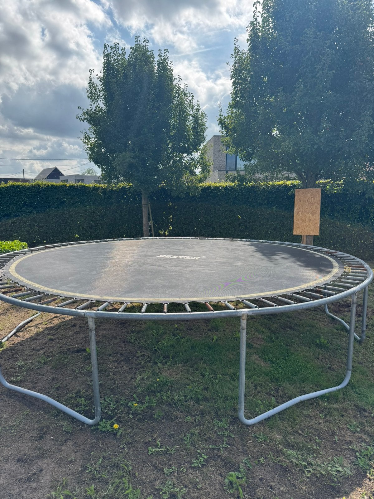 Trampoline, Ophalen, Gebruikt