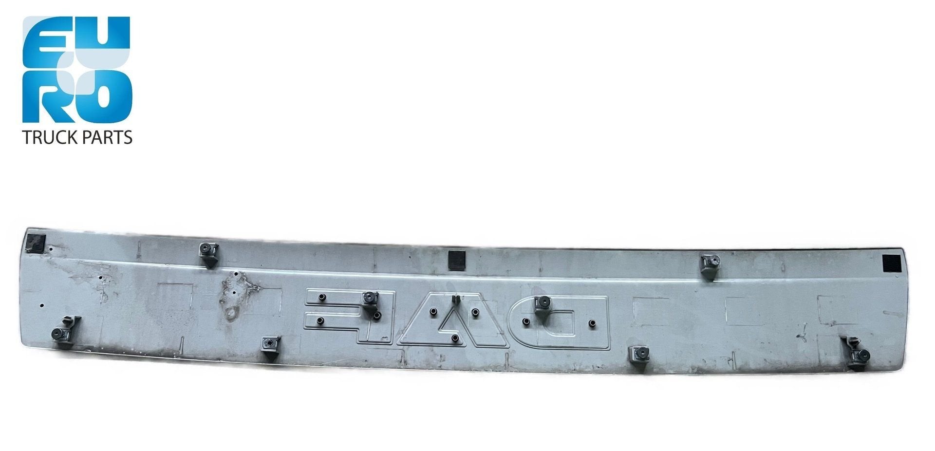 DAF XF 106 BONNET PLATE UNTIL-2017 WITH D.A.F. LETTERS 18920, Neuf, -, Carrosserie et Tôlerie, DAF