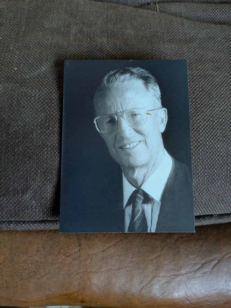 K.boudewijn bidprentje, Verzamelen, Koningshuis en Royalty, Ophalen of Verzenden, Zo goed als nieuw, Kaart, Foto of Prent