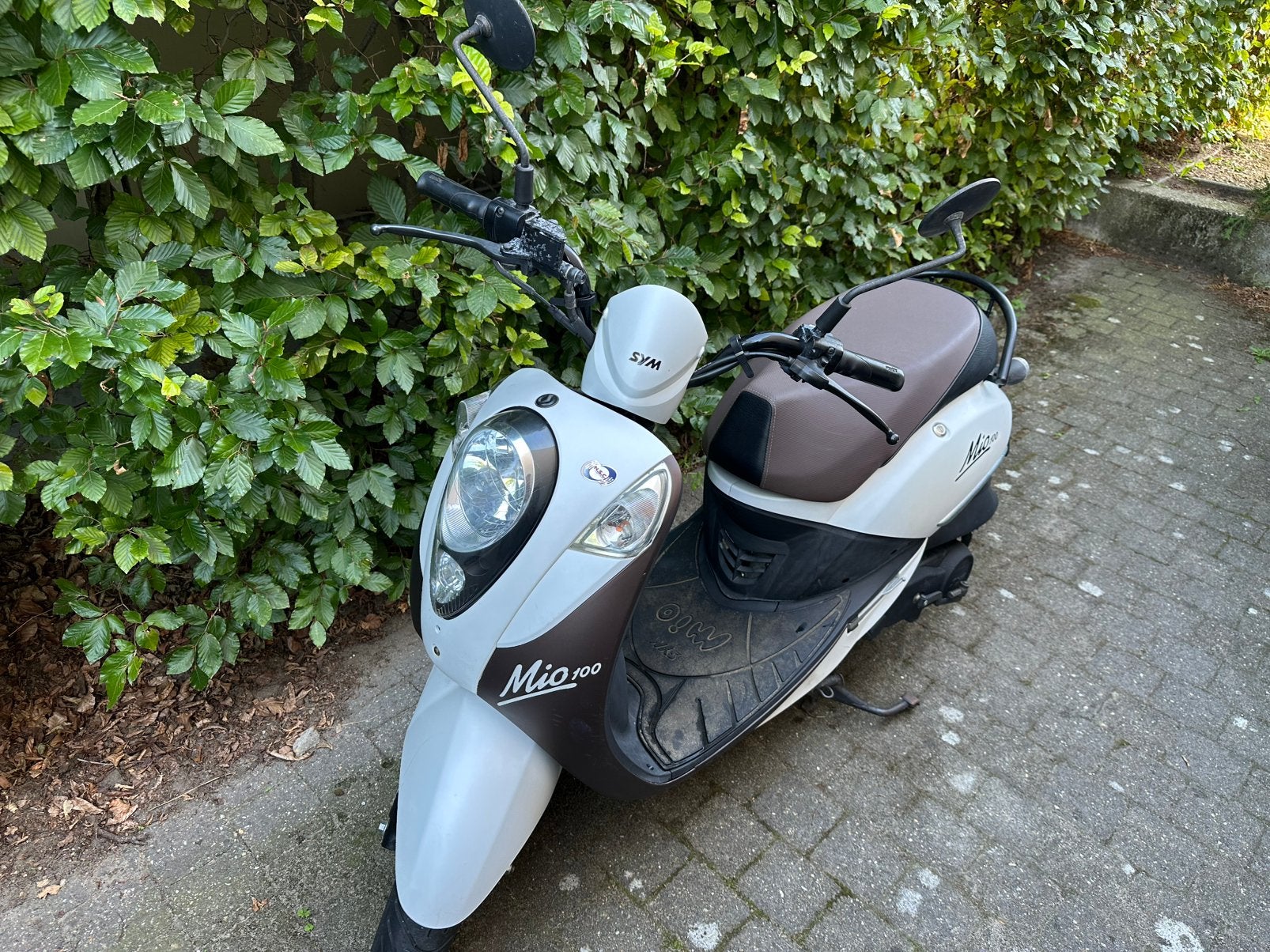 Scooter SYM Mio 100 cc, Fietsen en Brommers, Scooters | SYM, Gebruikt, 100 cc, Benzine, Ophalen