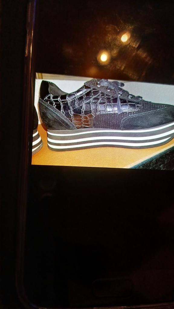 Sneakers, Ophalen, Sneakers