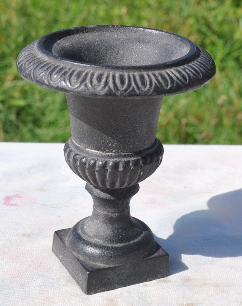 mini vasque vase medicis en fonte, Enlèvement ou Envoi, Utilisé, Classique, Noir