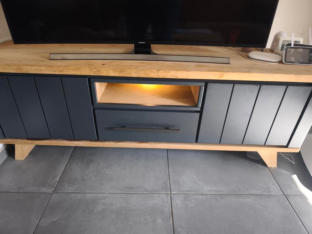 Complete set Henders and hazel, Huis en Inrichting, Kasten |Televisiemeubels, Ophalen
