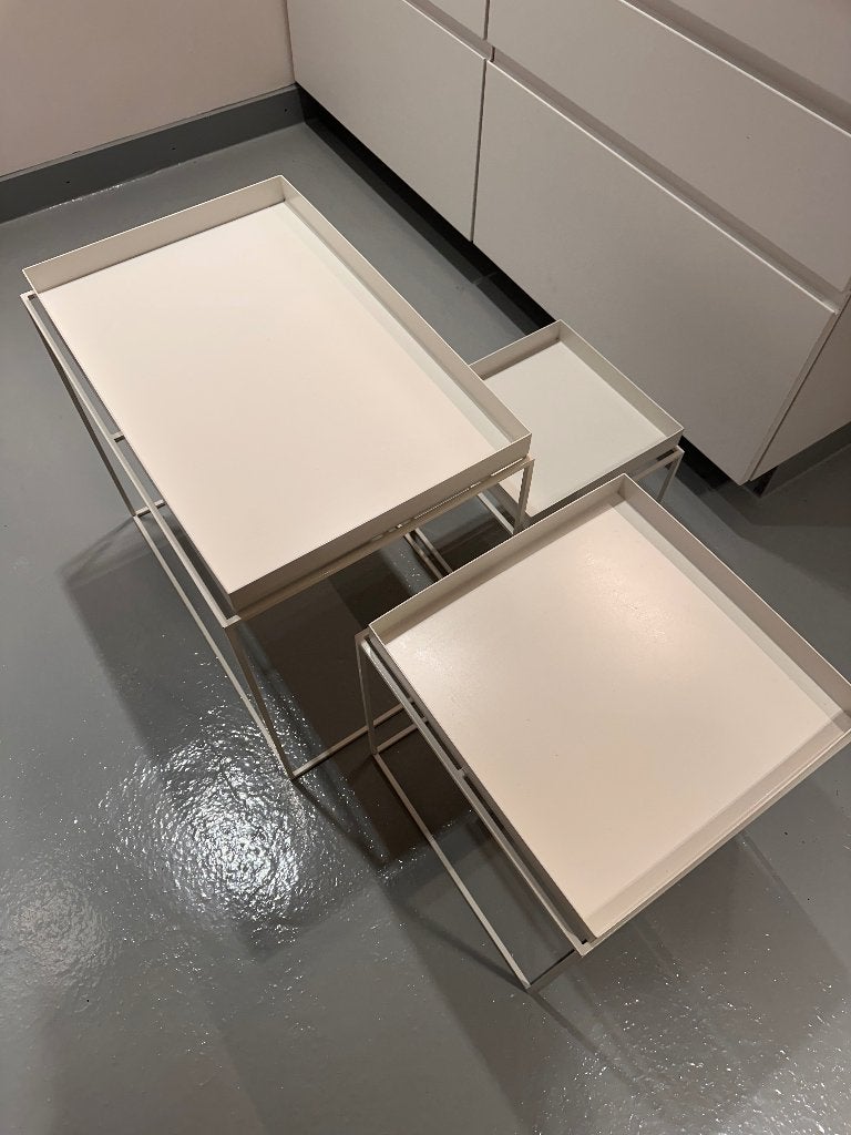 Witte bijzettafeltjes HAY, Minder dan 55 cm, Metaal of Aluminium, Vierkant, Zo goed als nieuw