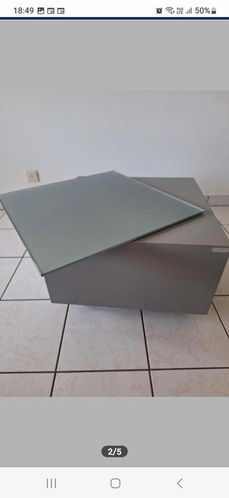 Table xooon, Enlèvement
