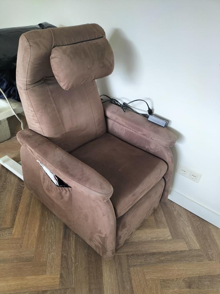 Sta-op stoel Doge - Comfort en gemak!, Huis en Inrichting, Ophalen, Stof