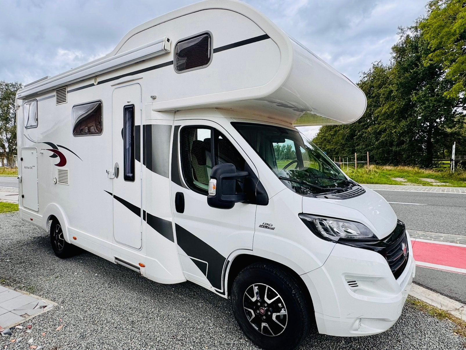 FIAT EURAMOBIL 2016 ACTIVE ONE ️ ️ ️ ️, Caravans en Kamperen, Alkoof, Fiat, Bedrijf, Elektrische ramen