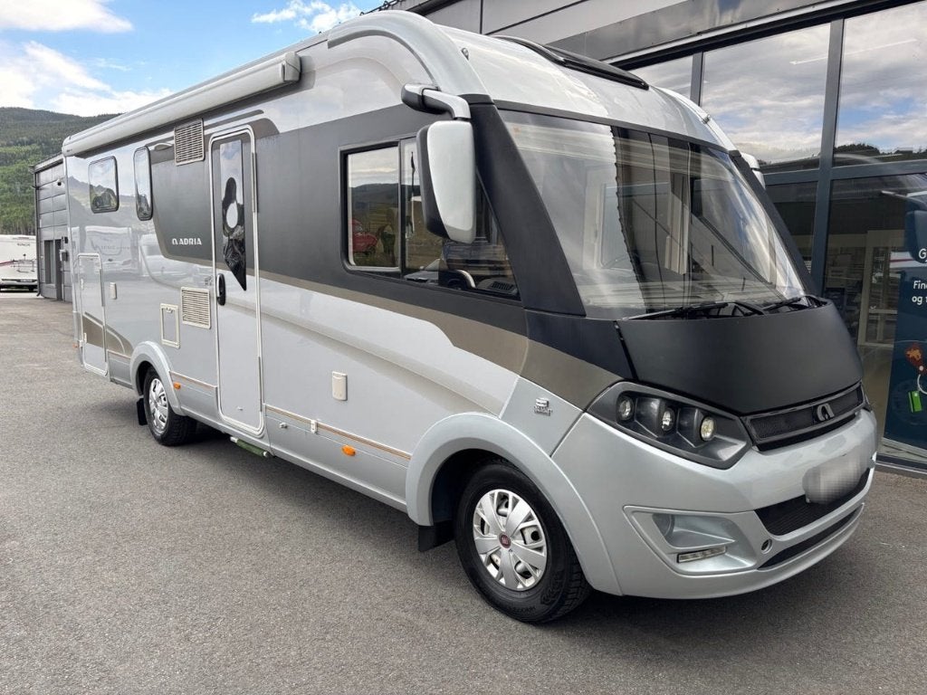 camping-car intégral Adria Sonic Supreme I 710 SL, Caravanes & Camping, Camping-cars, Particulier, jusqu'à 4, Intégral, Adria
