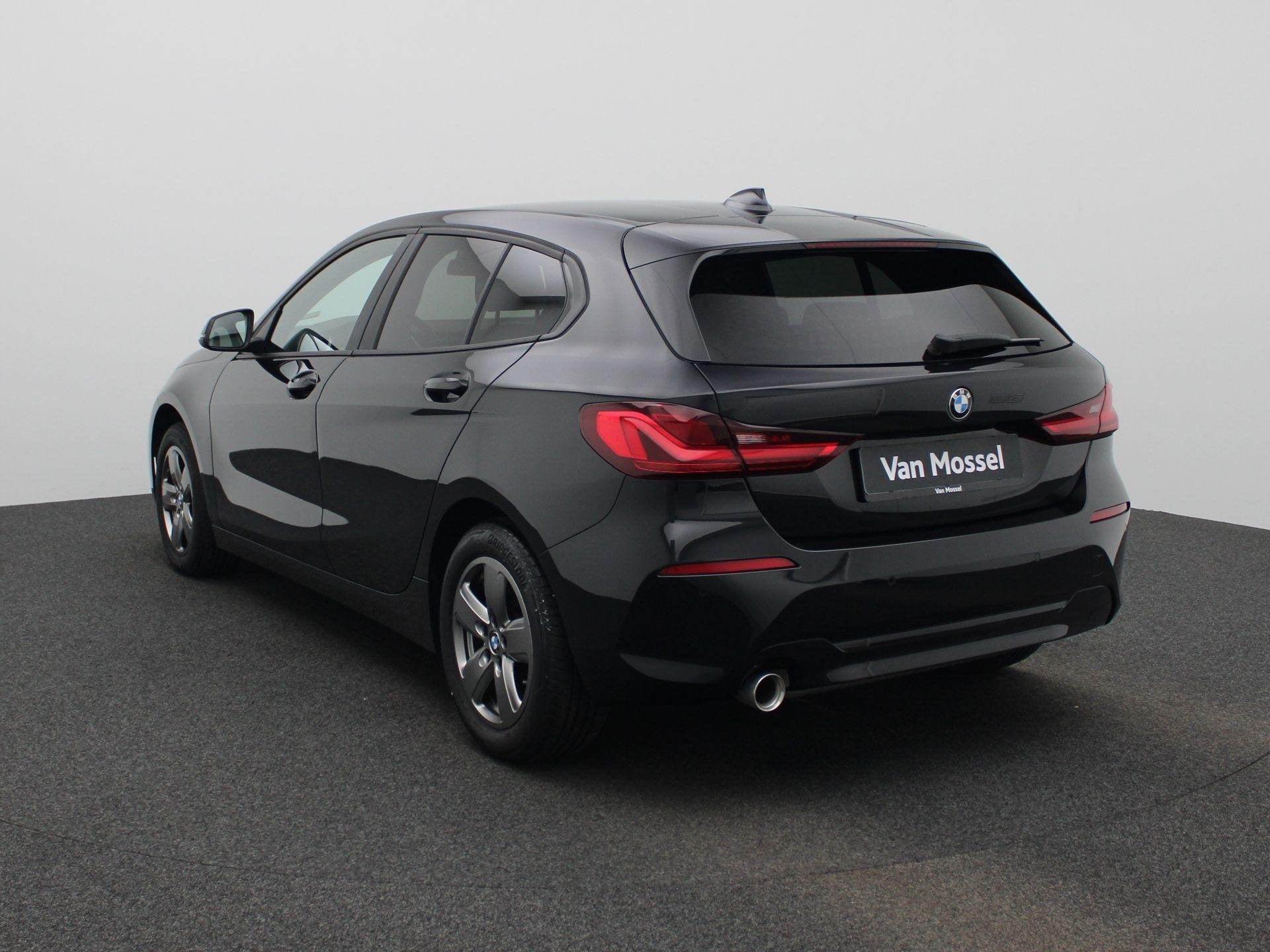 BMW 1 Serie Hatch 116iA (80 kW) (automatique), Autos, BMW, Achat, https://public.car-pass.be/vhr/9607b25f-1f0a-461c-8f20-fc046e27f880