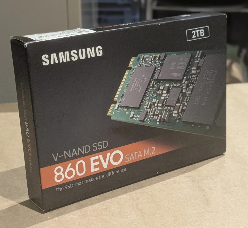 GLOEDNIEUWE SSD! Samsung 860 EVO 2 TB M.2 SATA, Computers en Software, Harde schijven, Intern, 2TB, Nieuw, Ophalen of Verzenden