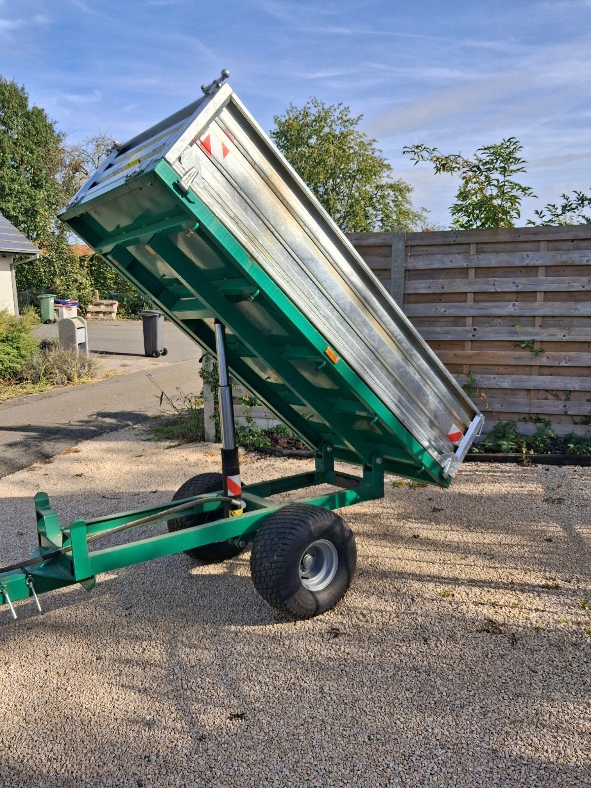 Hydraulische kipper voor minitractor, Ophalen