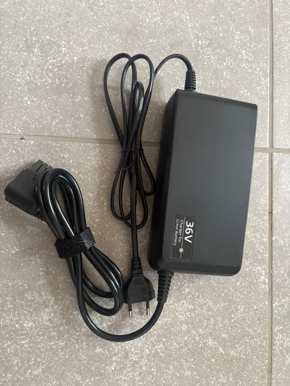 Oplader fiets, Vélos & Vélomoteurs, Accessoires vélo | Batteries de vélo, Enlèvement, Neuf