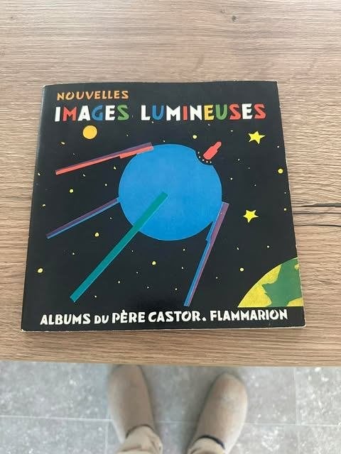 Nouvelles images lumineuses album du père Castor, Boeken, Ophalen of Verzenden, Zo goed als nieuw, Père Castor, Prentenboek